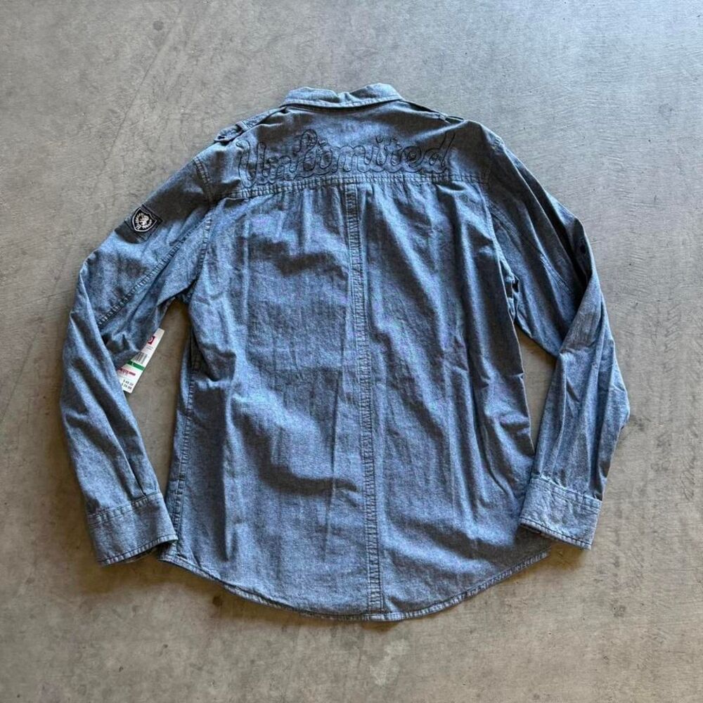 brand new with tags- Ecko unlimited long sleeve y2k button up- size Large